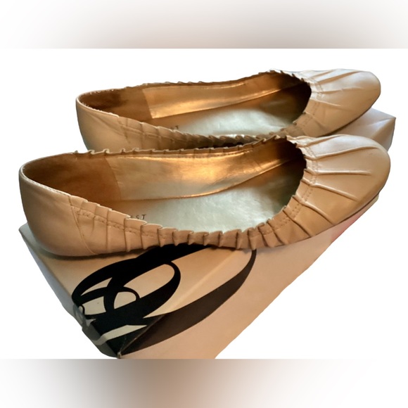 Nine West Leather Flats Beige Mt Dusk Pear Soprettyo Size 8.5 Shoes - Picture 10 of 13